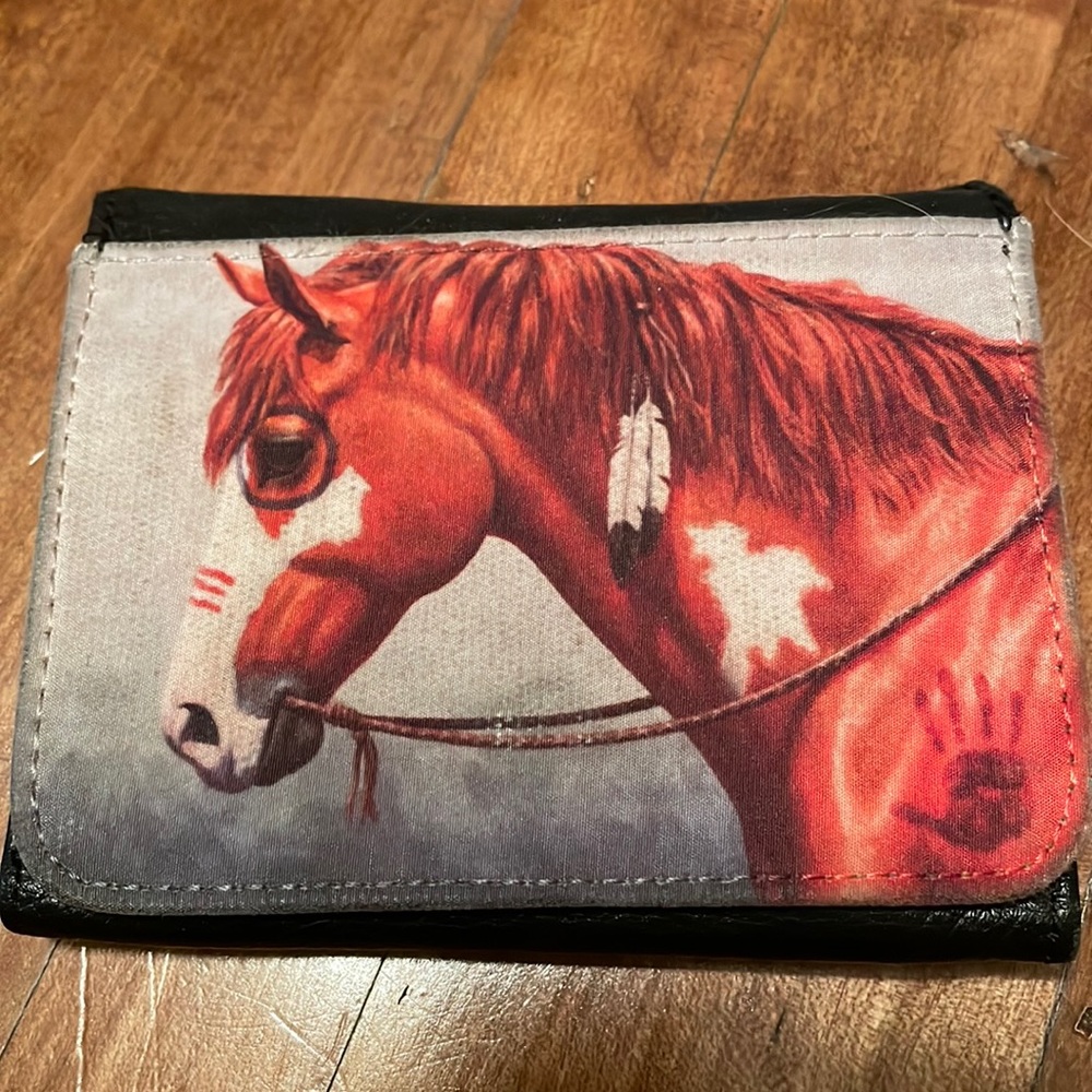 Trifold wallet